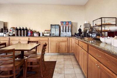 Country Inn Suites By Radisson Clinton Ia