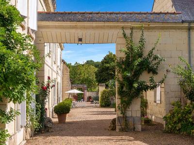 Hotel The Originals Le Domaine de Mestré