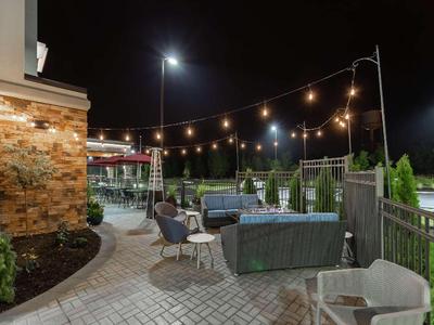 Hampton Inn Madison, OH