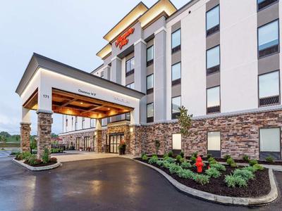 Hampton Inn Madison, OH