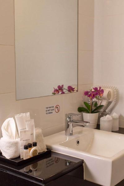 Prime Square Hotel