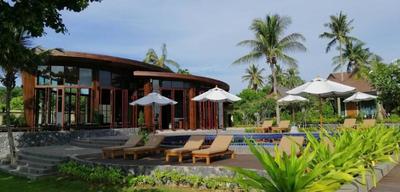 Khanom Beach Resort and Spa
