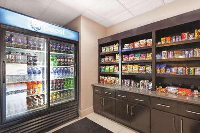 La Quinta Inn Suites Tampa Bay Area-Tampa South