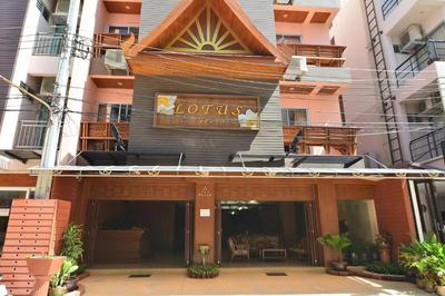 Lotus hotel Patong by ZUZU
