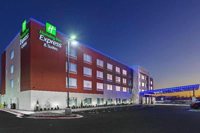 Holiday Inn Express & Sts Tulsa Northeast - Owasso