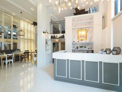 White Ivory Bed Breakfast