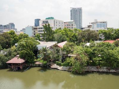 Tanatip Place