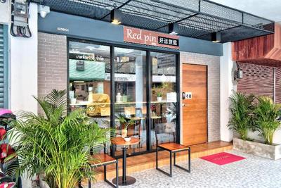 Red Pin Inn