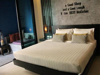 The House Patong by ZUZU