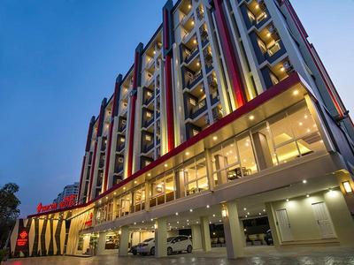 Zircon Hotel