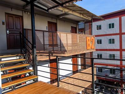 B2 Santitham Hotel