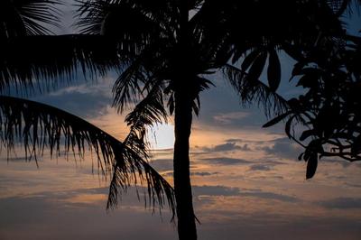 Sea Memories White Sand Beach Hotel