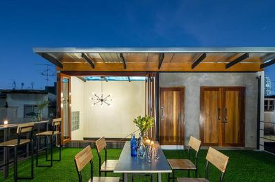 Timber Hostel by ZUZU