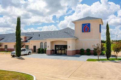 Motel 6 Brenham,TX