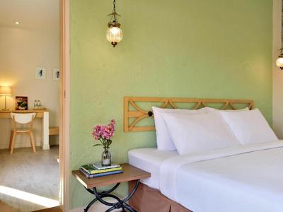 Talay Hotel Villa