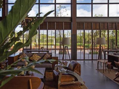 Atta Lakeside Resort Suite