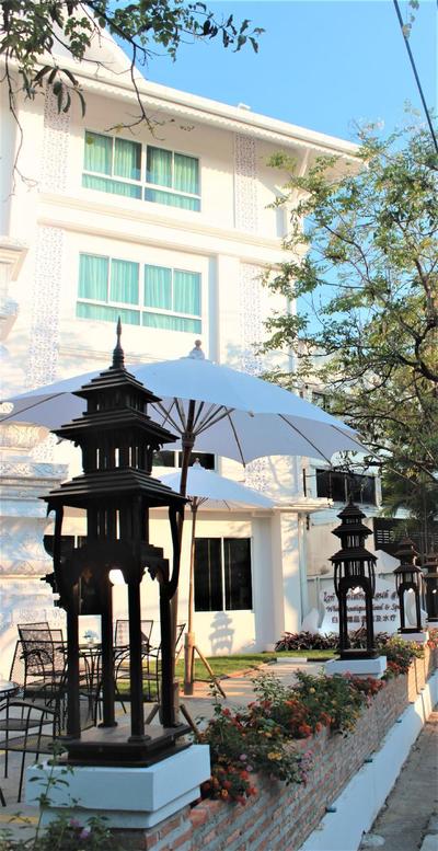 White Boutique Hotel and Spa