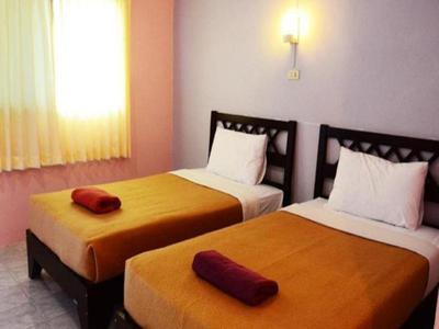 Phi Phi Donchukit Resort