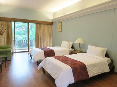 Mae Pim Resort Hotel
