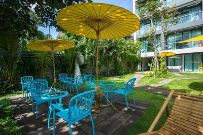 River Art Hotel