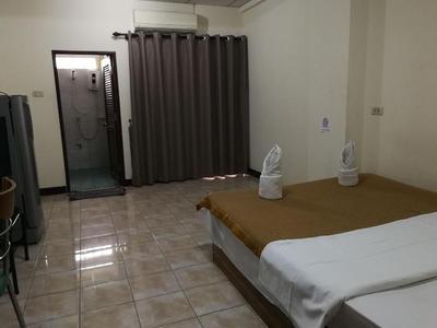 Soi 5 Apartment