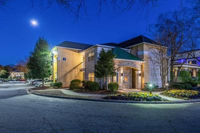 Hometowne Studios Atlanta NE - Peachtree Corners