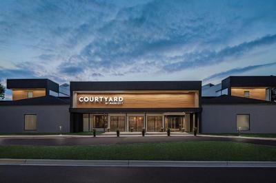 Courtyard By Marriott Greensboro