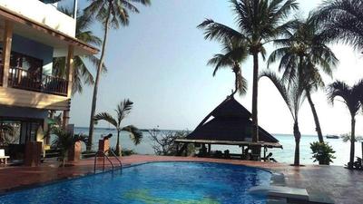 Carabao Dive Resort