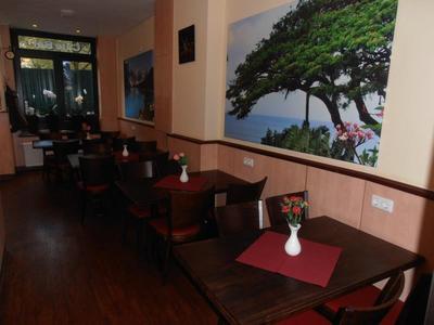 Altan Hotel