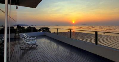 Balcony Seaside Sriracha Hotel Serviced Apartments