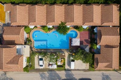 Charm Resort Cha Am