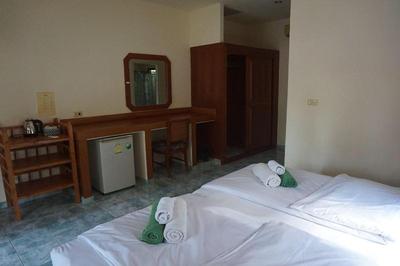 Cousin Resort
