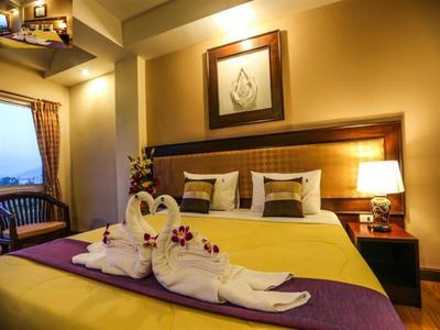 Madina Hotel