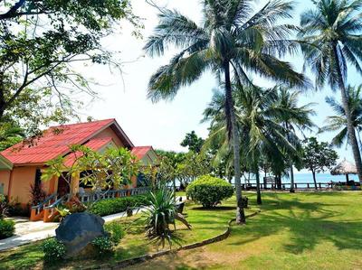 Lanta Emerald Bungalow