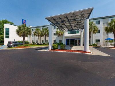 Motel 6 Columbia, SC - Fort Jackson Area