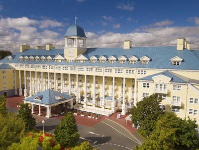 Disney's Newport Bay Club