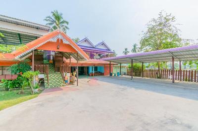 712 Baandin Resort