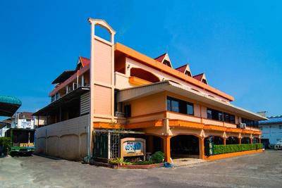 Phasuk Hotel