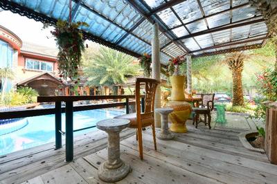 Maesri Resort
