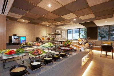 The Quarter Hotel Phromphong by UHG
