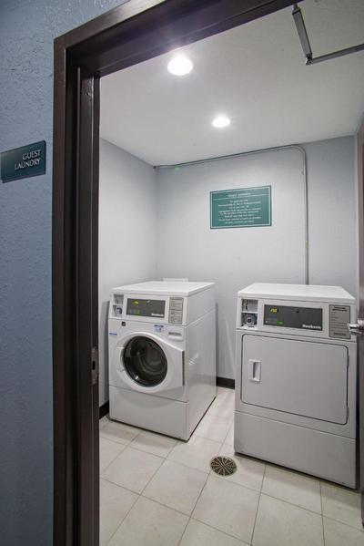 Iris Garden Inn