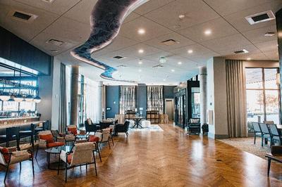 Hotel Indigo Columbus at Riverfront Place