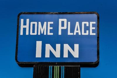 Homeplace Inn