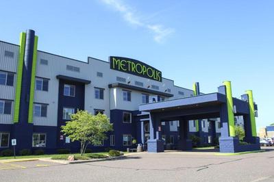 Metropolis Resort Eau Claire