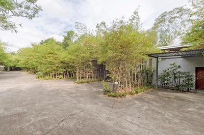 757 Black Bamboo Resort