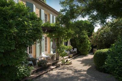 Logis Hôtel Castel Mouisson
