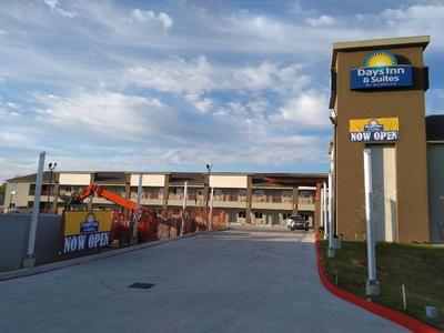 Days Inn Suites Downtown University Of Houston