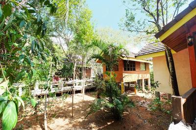 Ruen Mai Horm Resort