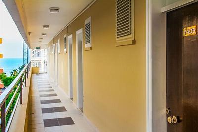 Yaman Life Hotel