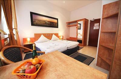 City Hotel Storch